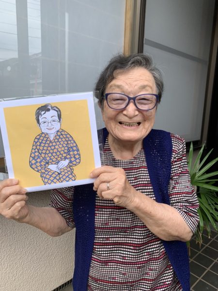 90歳の叔母へのエールに似顔絵